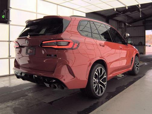 2022 BMW X5 M Base
