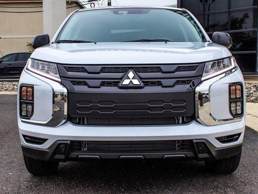 2025 Mitsubishi Outlander Sport 2.0 LE