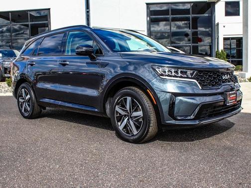2022 Kia Sorento S