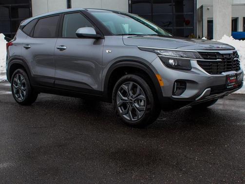 2025 Kia Seltos LX