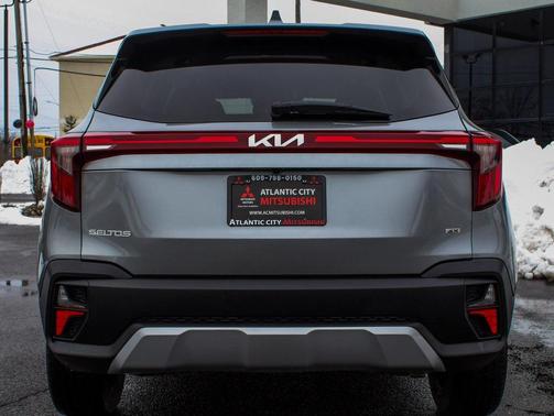 2025 Kia Seltos LX
