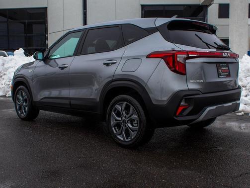 2025 Kia Seltos LX