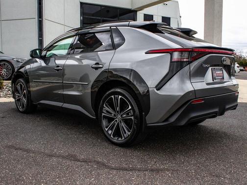 2023 Toyota bZ4X Limited
