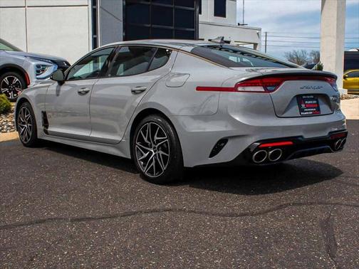 2022 Kia Stinger GT-Line