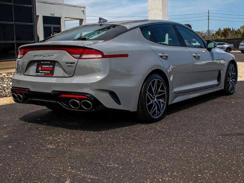 2022 Kia Stinger GT-Line