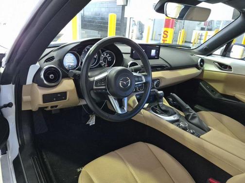 2024 Mazda MX-5 Miata RF Grand Touring
