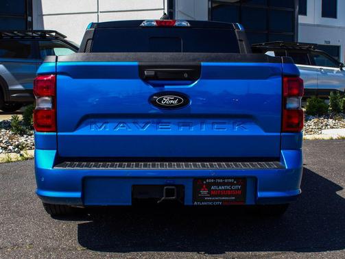 Velocity Blue 2025 Ford Maverick Lobo