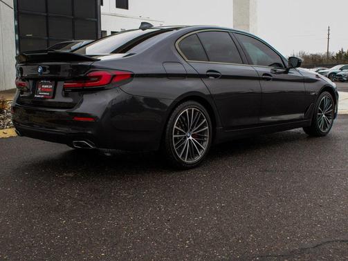 2023 BMW 530e Base