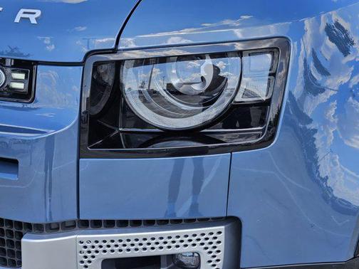 2024 Land Rover Defender 110 P400 S