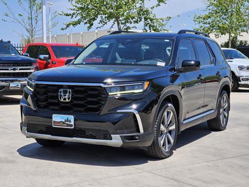 2023 Honda Pilot AWD Elite