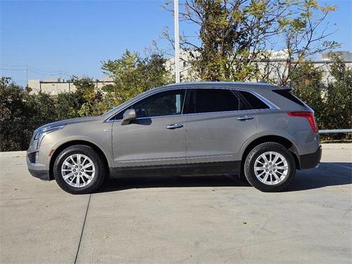 2017 Cadillac XT5 Base