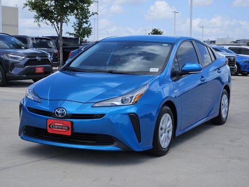 2022 Toyota Prius LE