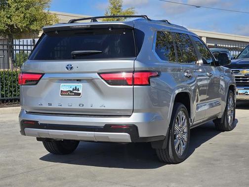 2024 Toyota Sequoia Capstone