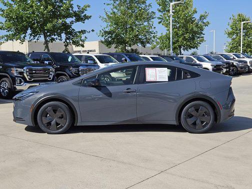2024 Toyota Prius LE