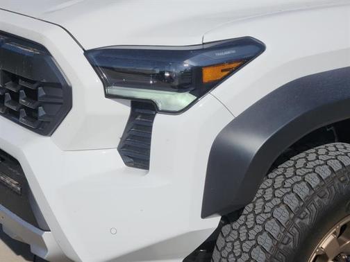 2025 Toyota Tacoma Hybrid Trailhunter