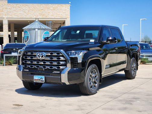 2025 Toyota Tundra Hybrid Platinum