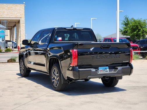 2025 Toyota Tundra Hybrid Platinum
