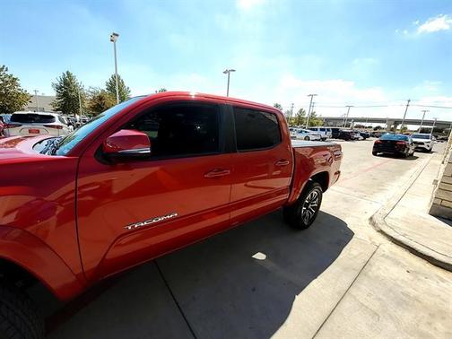 2022 Toyota Tacoma TRD Sport