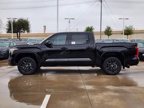 2025 Toyota Tundra Hybrid Platinum