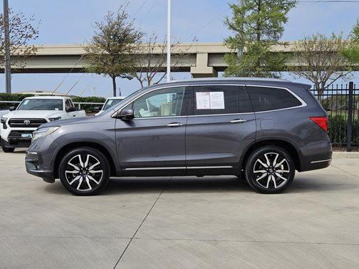 2020 Honda Pilot AWD Elite