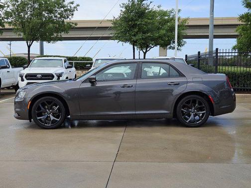 2023 Chrysler 300 S