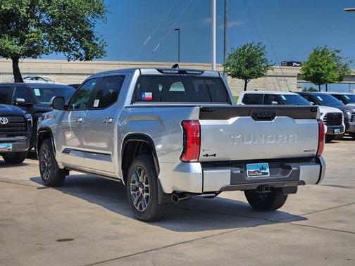 2025 Toyota Tundra Hybrid Platinum