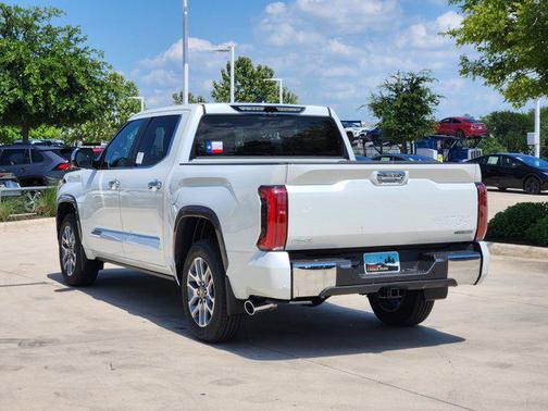 2025 Toyota Tundra Hybrid 1794 Edition