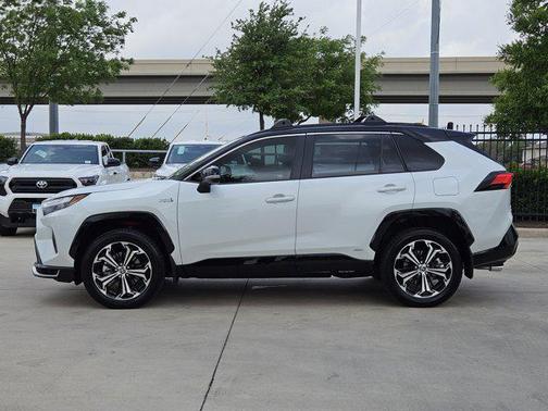 2024 Toyota RAV4 Prime XSE