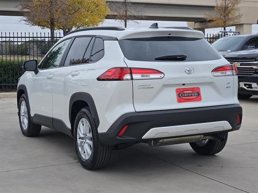 2025 Toyota Corolla Cross LE