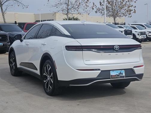 2023 Toyota Crown XLE