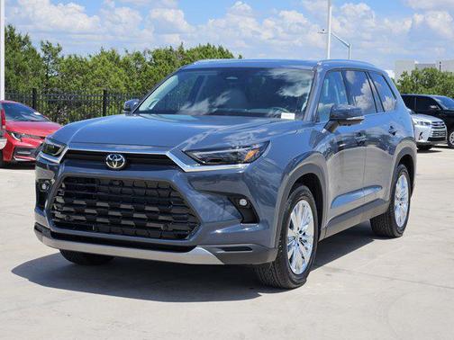 2025 Toyota Grand Highlander Platinum