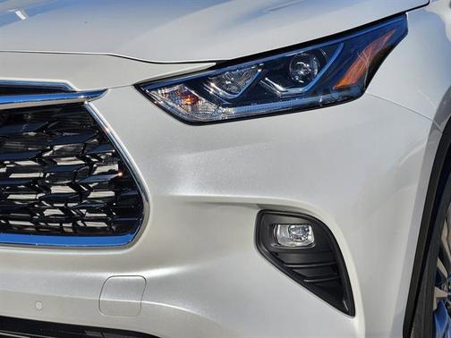 2026 Toyota Highlander Platinum