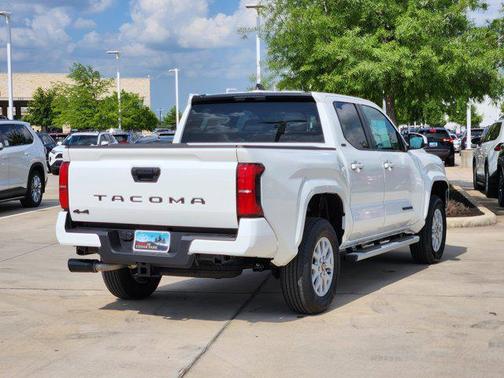 2025 Toyota Tacoma SR5