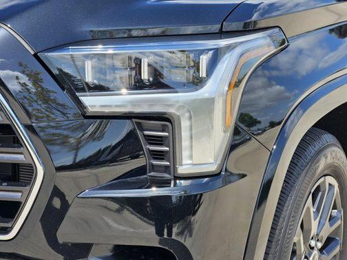 2023 Toyota Sequoia Platinum