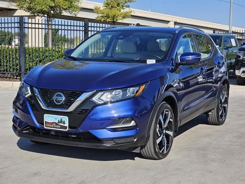 2022 Nissan Rogue Sport SL