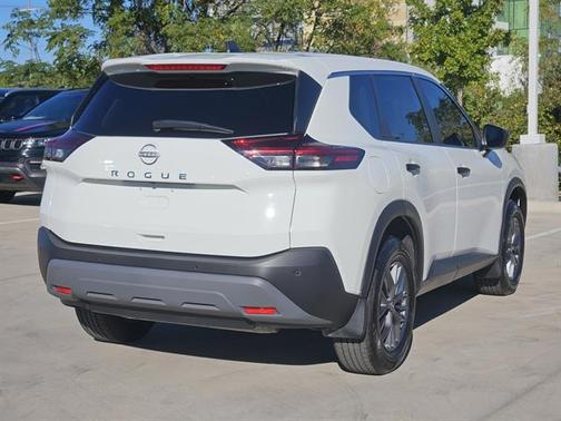 2022 Nissan Rogue S