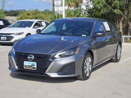 2025 Nissan Altima S FWD