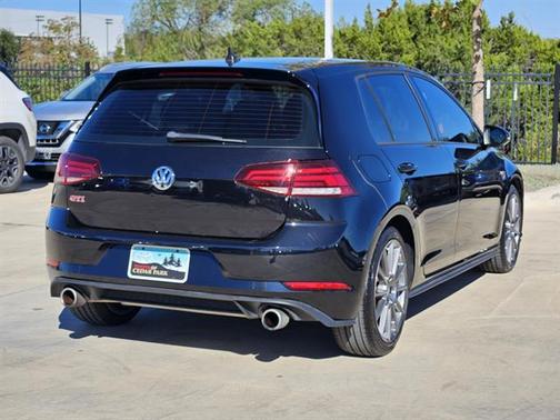 2020 Volkswagen Golf GTI 2.0T SE DSG