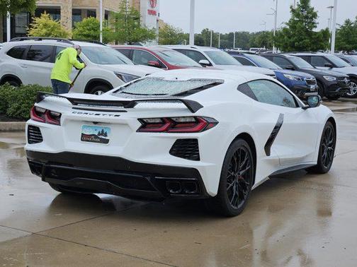 2024 Chevrolet Corvette Stingray w/2LT