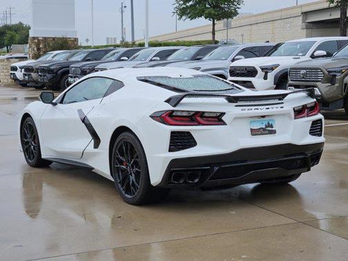2024 Chevrolet Corvette Stingray w/2LT