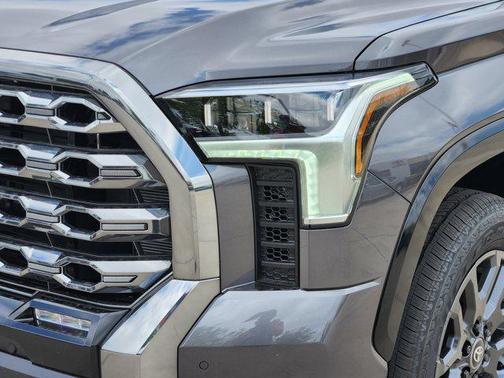 2025 Toyota Tundra Platinum