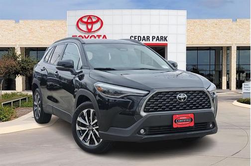 2024 Toyota Corolla Cross XLE