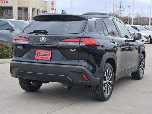 2024 Toyota Corolla Cross XLE