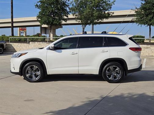 2018 Toyota Highlander Limited Platinum