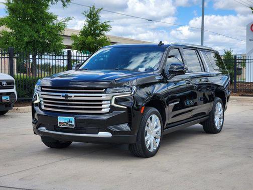 2023 Chevrolet Suburban 4WD High Country
