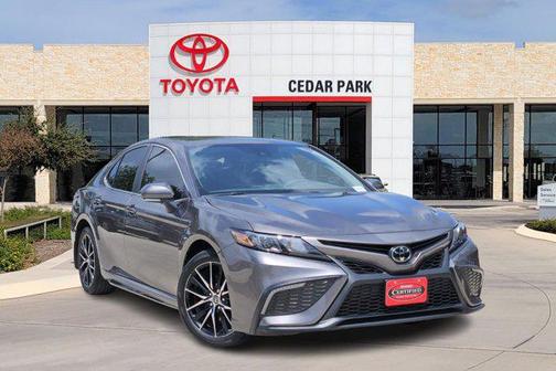 2024 Toyota Camry SE