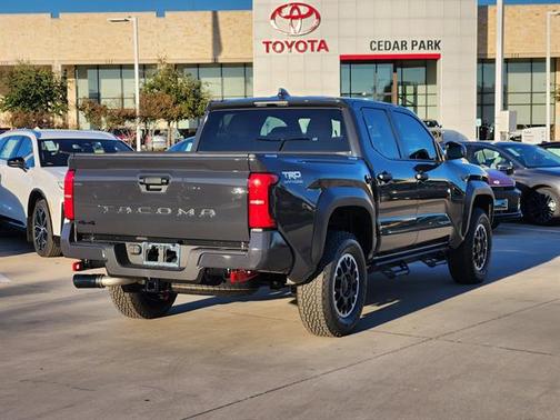 2025 Toyota Tacoma TRD Off Road