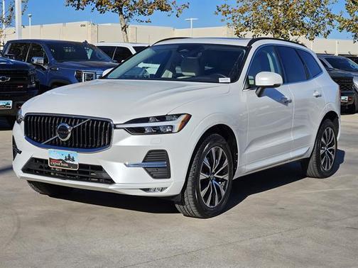 2023 Volvo XC60 B5 Core