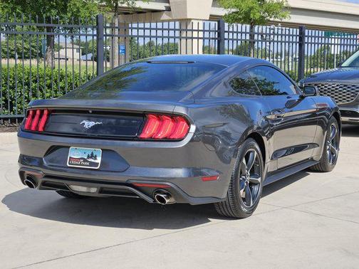 2018 Ford Mustang EcoBoost