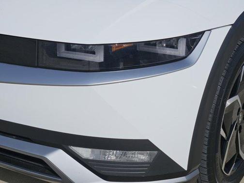 2022 Hyundai IONIQ 5 SE